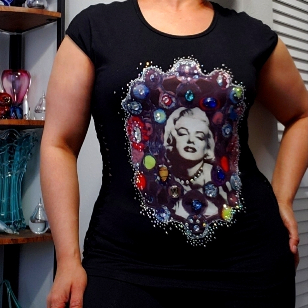 Simon Chang Marilyn MonroeTop, Color Black, Size S